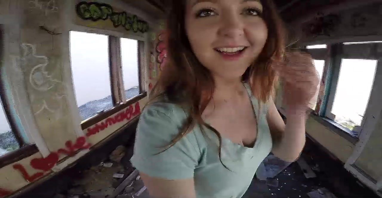 Cash For Cunt In A Nasty Abandoned Building